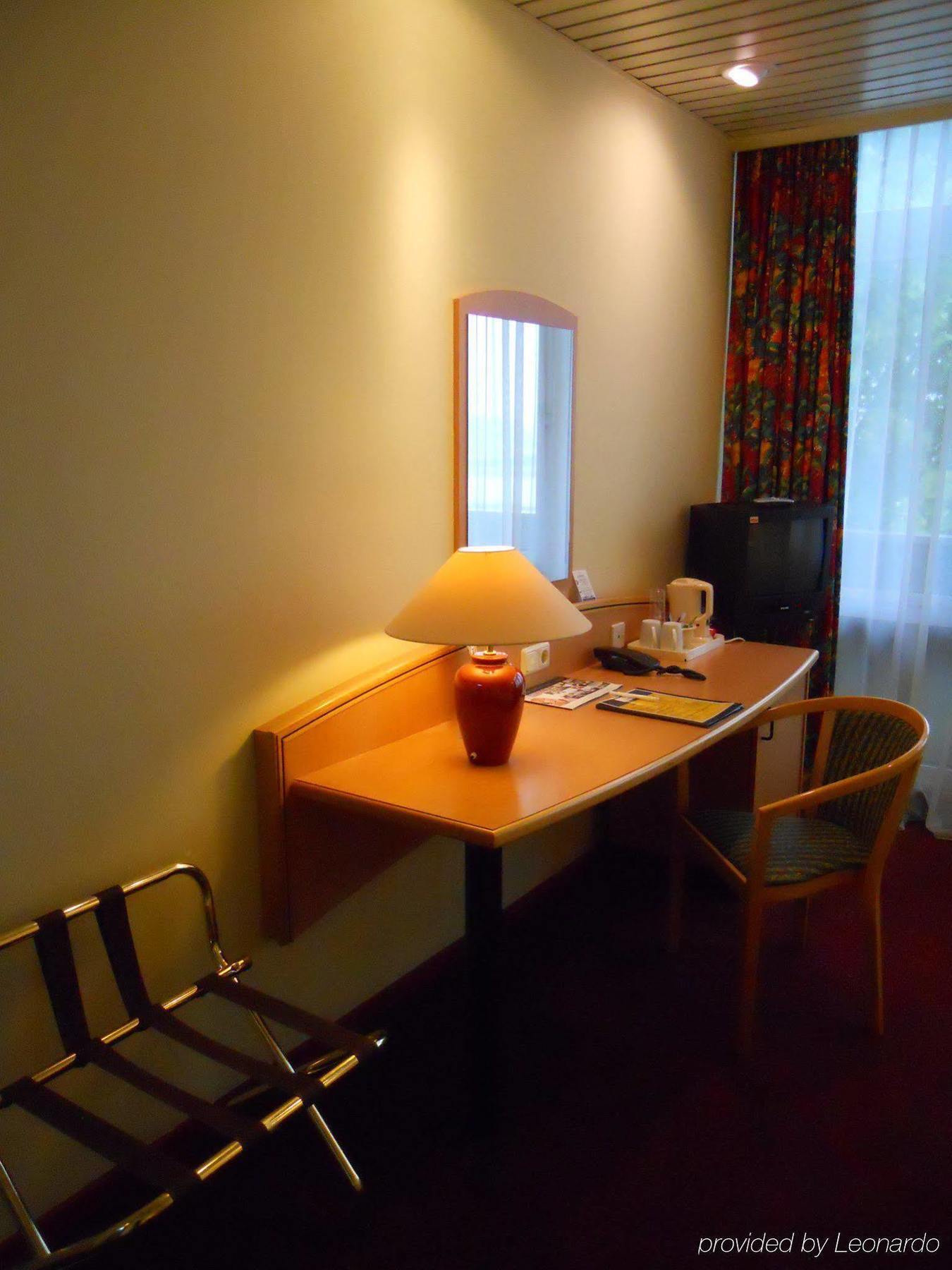 Tulip Inn Maastricht Aachen Airport 部屋 写真